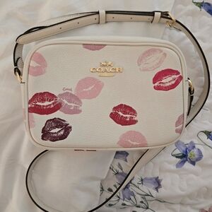 Coach White and Pink LIPS Kiss Print Jamie Camera Bag